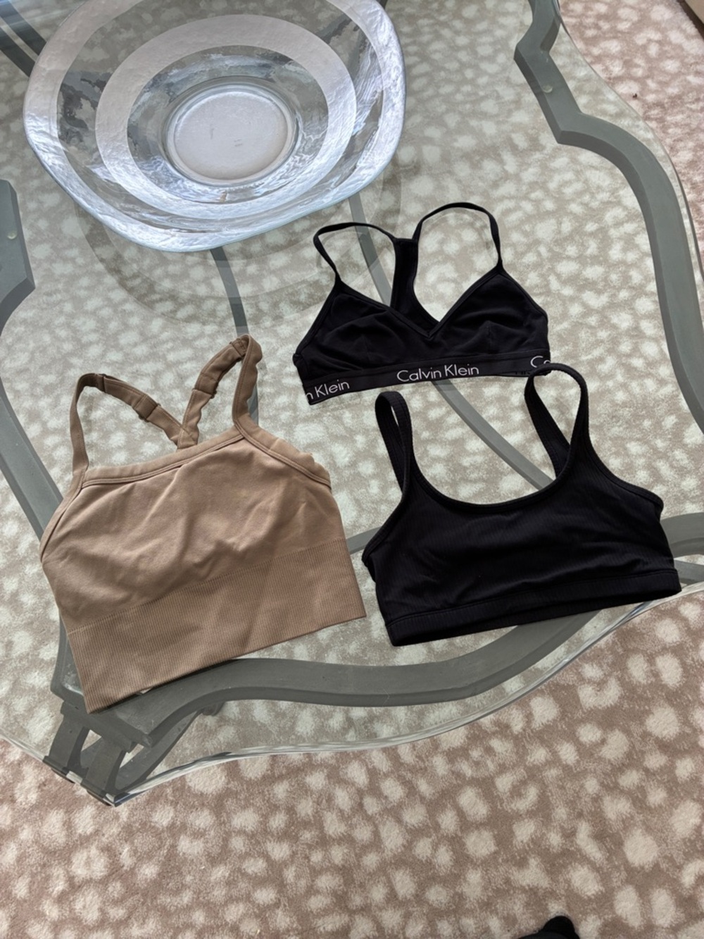 Size xs TNA and Calvin Klein Women's sports bras and bralette - Black/ green